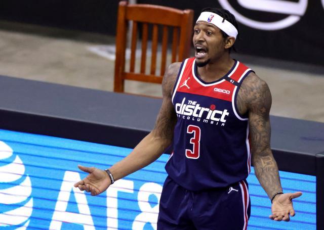 同时他也积 同时他也积